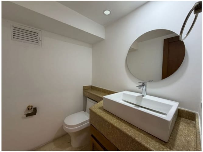 Apartamento de 3 alcobas en venta en El Tesoro, Medellín, 274 m² · foto 9 de 18