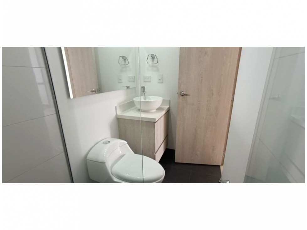 Apartamento en venta en El Carmelo Ii, Sabaneta · foto 8 de 20