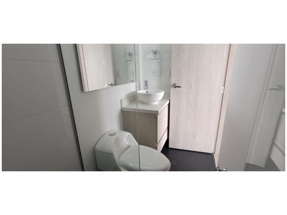 Apartamento en venta en El Carmelo Ii, Sabaneta · foto 11 de 20