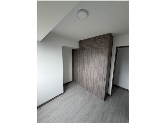Apartamento en venta en El Poblado, Medellín · foto 7 de 10