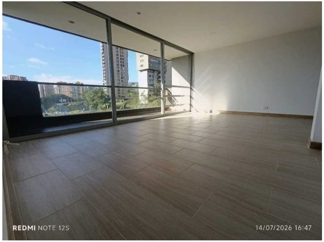 Apartamento de 3 alcobas en venta en El Poblado, Medellín, 94 m² · foto 4 de 24