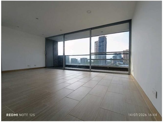 Apartamento de 3 alcobas en venta en El Poblado, Medellín, 94 m² · foto 5 de 24