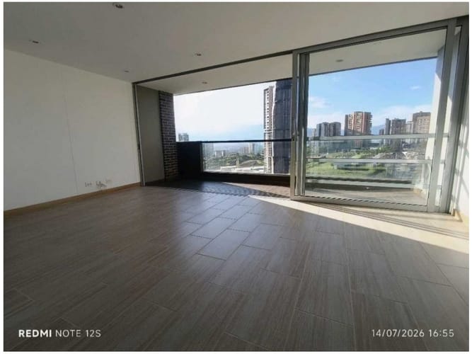 Apartamento de 3 alcobas en venta en El Poblado, Medellín, 94 m² · foto 6 de 24