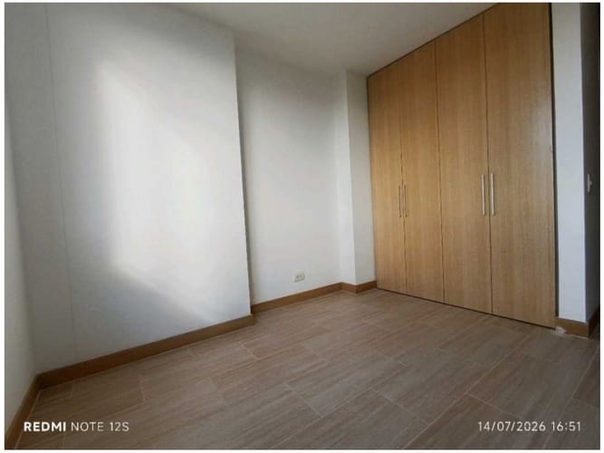 Apartamento de 3 alcobas en venta en El Poblado, Medellín, 94 m² · foto 12 de 24