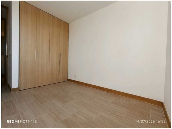 Apartamento de 3 alcobas en venta en El Poblado, Medellín, 94 m² · foto 14 de 24