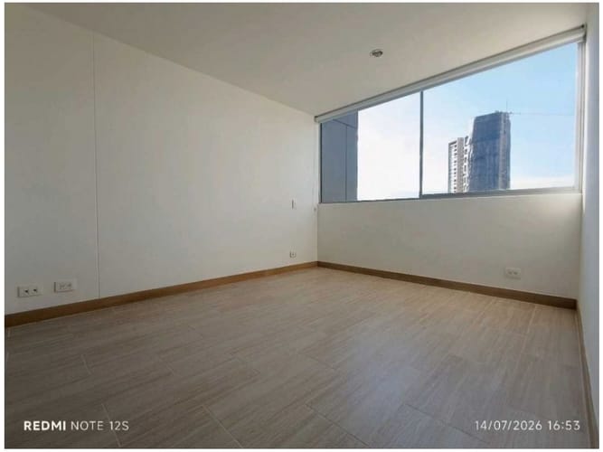 Apartamento de 3 alcobas en venta en El Poblado, Medellín, 94 m² · foto 15 de 24