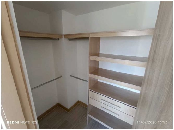 Apartamento de 3 alcobas en venta en El Poblado, Medellín, 94 m² · foto 18 de 24