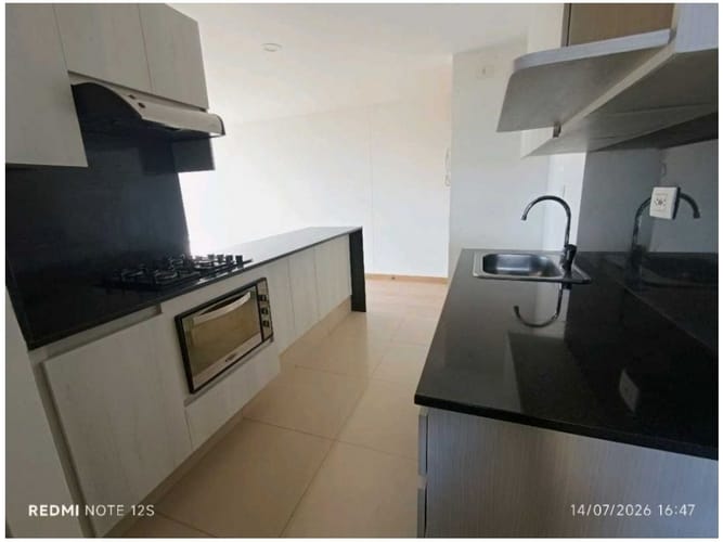 Apartamento de 3 alcobas en venta en El Poblado, Medellín, 94 m² · foto 19 de 24