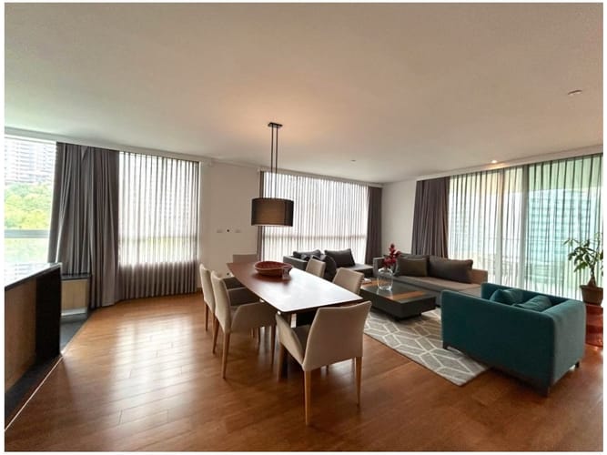 Apartamento de 2 alcobas en venta en Los Naranjos, Medellín, 167 m² · foto 12 de 24