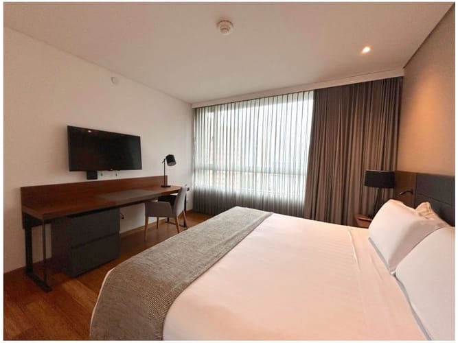 Apartamento de 2 alcobas en venta en Los Naranjos, Medellín, 167 m² · foto 22 de 24