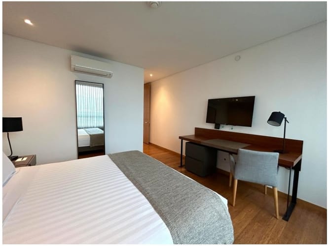 Apartamento de 2 alcobas en venta en Los Naranjos, Medellín, 167 m² · foto 23 de 24