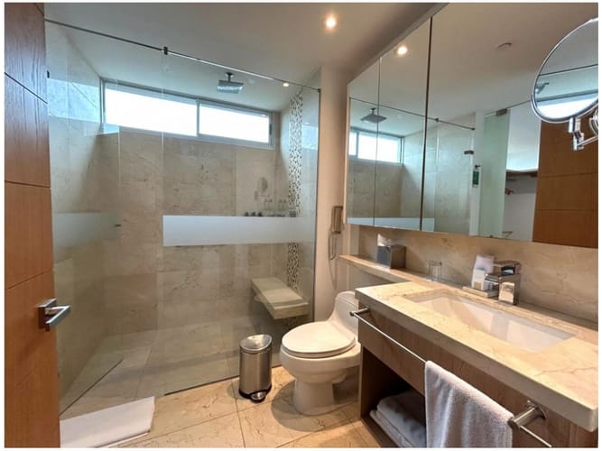 Apartamento de 2 alcobas en venta en Los Naranjos, Medellín, 167 m² · foto 24 de 24
