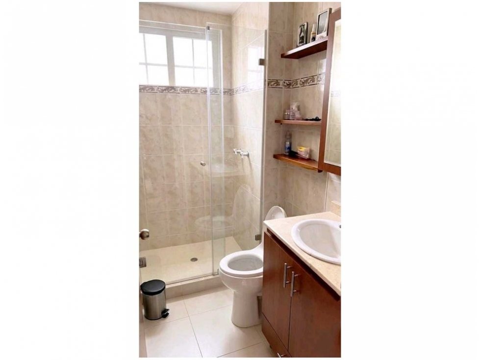 Apartamento en venta en El Portal, Envigado · foto 5 de 11