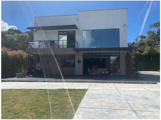 Casa de 4 alcobas en venta en Perico, Envigado, 400 m² · foto 20 de 24