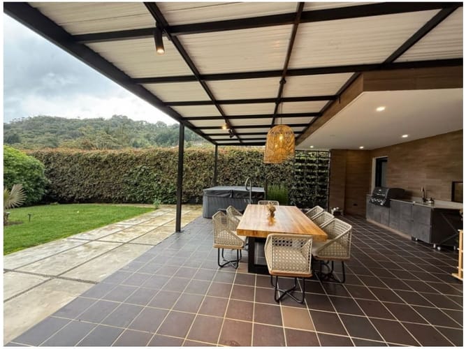 Casa de 4 alcobas en venta en Perico, Envigado, 400 m² · foto 24 de 24