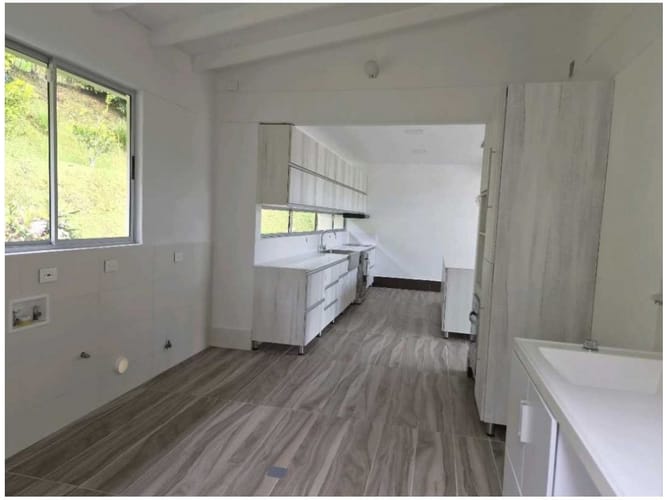 Casa de 3 alcobas en venta en Pantanillo, El Retiro, 278 m² · foto 11 de 24