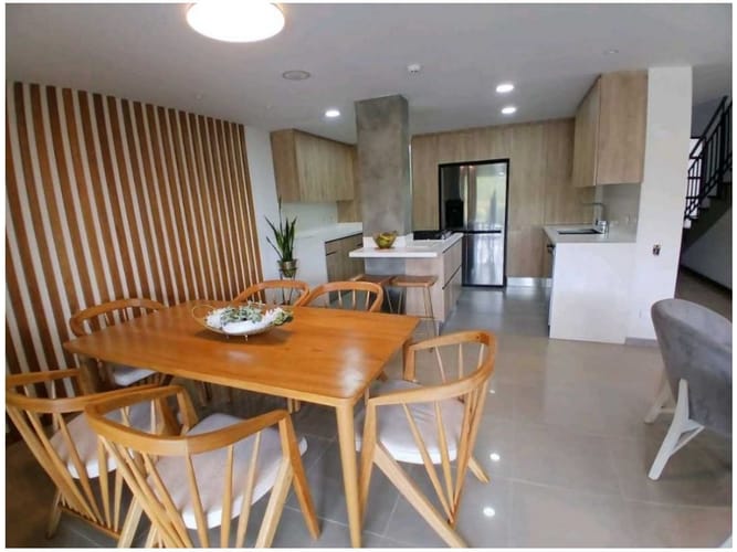 Casa de 3 alcobas en venta en La Sebastiana, Envigado, 355 m² · foto 6 de 20