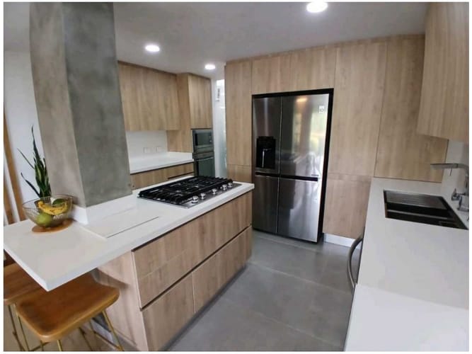 Casa de 3 alcobas en venta en La Sebastiana, Envigado, 355 m² · foto 10 de 20