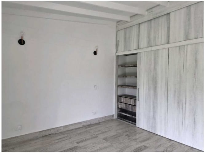 Casa de 3 alcobas en venta en Pantanillo, El Retiro, 278 m² · foto 18 de 24