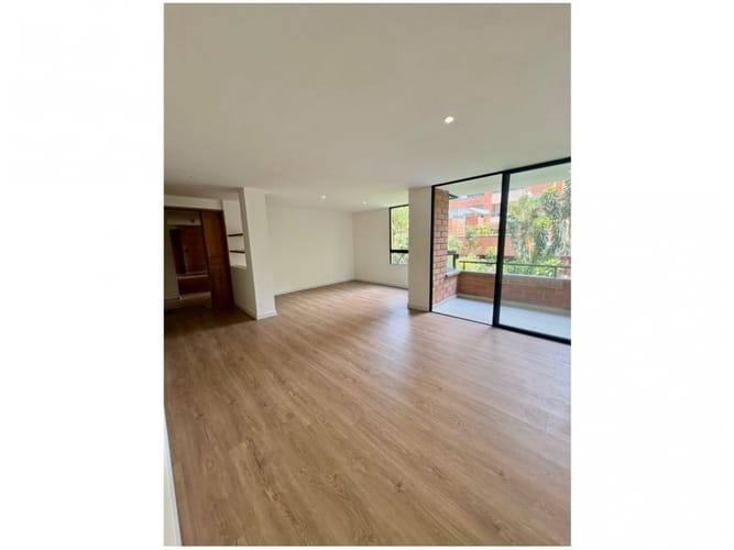 Apartamento de 3 alcobas en venta en El Poblado, Medellín, 171 m² · foto 4 de 14