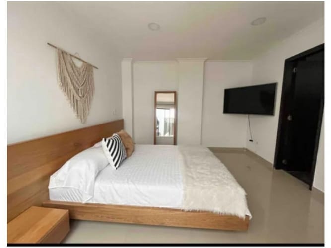 Apartamento de 3 alcobas en venta en Laureles, Medellín, 154 m² · foto 8 de 11