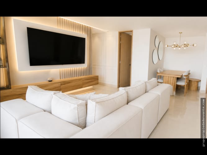 Apartamento de 3 alcobas en venta en El Poblado, Medellín, 88 m² · foto 4 de 9