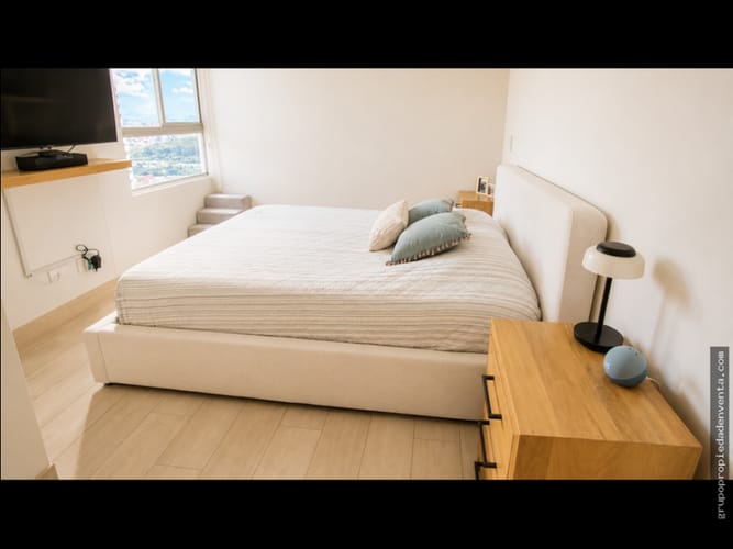 Apartamento de 3 alcobas en venta en El Poblado, Medellín, 88 m² · foto 5 de 9