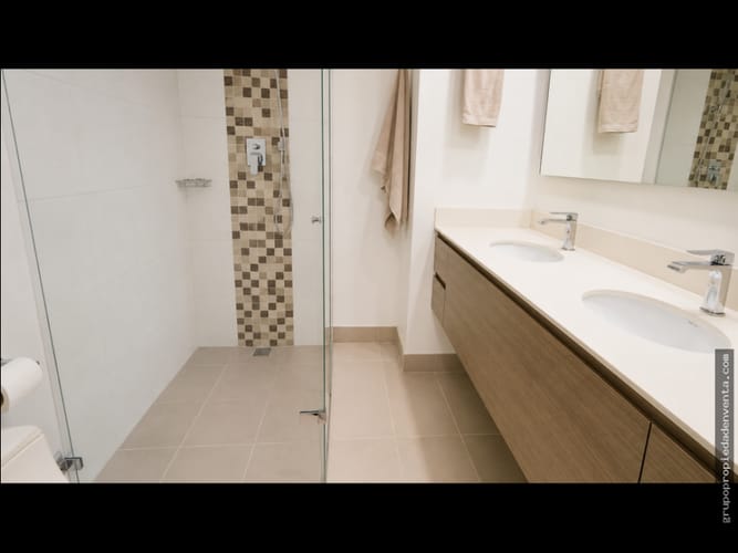 Apartamento de 3 alcobas en venta en El Poblado, Medellín, 88 m² · foto 6 de 9