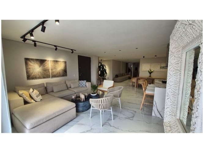 Apartamento en venta en Laureles, Medellín · foto 8 de 24