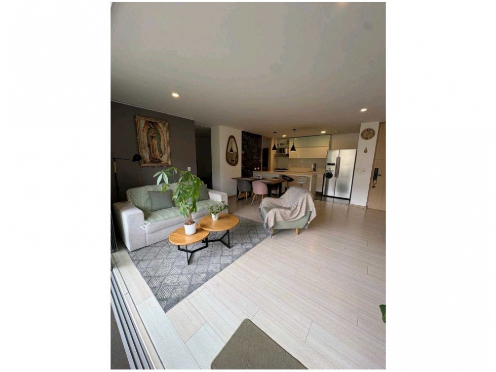 Apartamento en venta en Loma Del Chocho, Envigado · foto 3 de 16