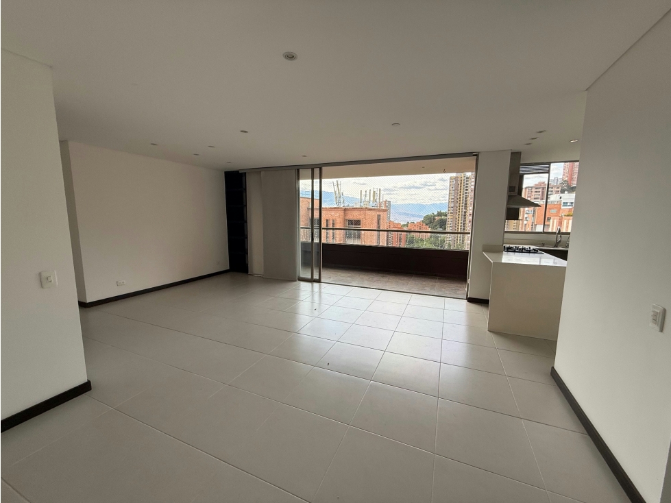 Apartamento en venta en El Poblado, Medellín · foto 10 de 15