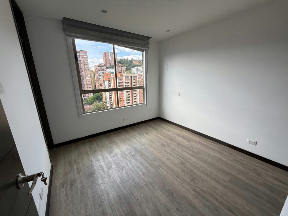 Apartamento en venta en El Poblado, Medellín · foto 14 de 15