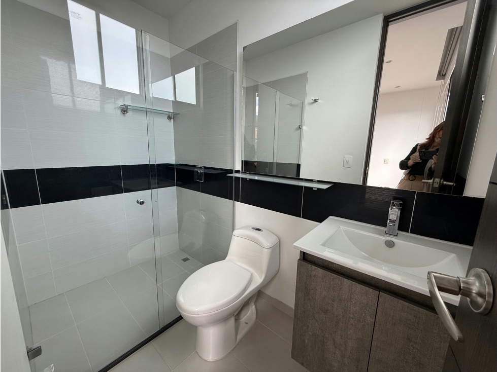 Apartamento en venta en El Poblado, Medellín · foto 15 de 15