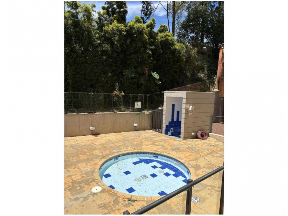Apartamento en venta en Loma Del Chocho, Envigado · foto 15 de 16