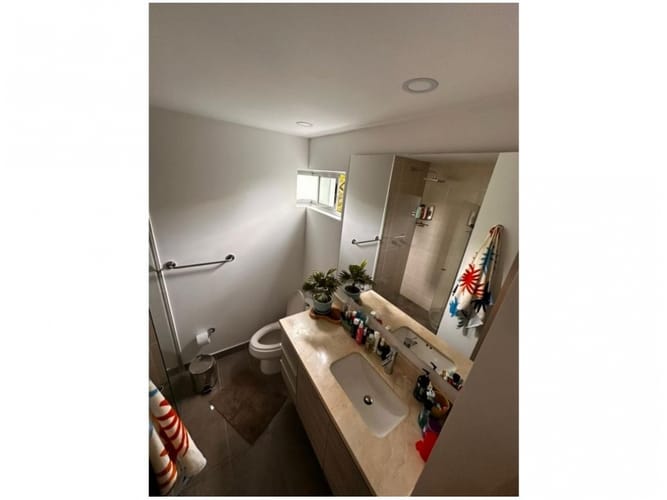 Apartamento de 3 alcobas en venta en Laureles, Medellín, 120 m² · foto 11 de 13