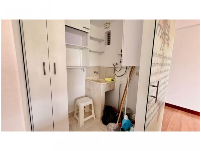 Apartamento de 2 alcobas en venta en San Lucas, Medellín, 107 m² · foto 4 de 24