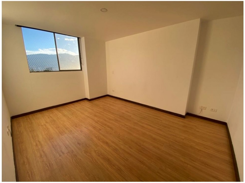 Apartamento en venta en Los Naranjos, Envigado · foto 4 de 15