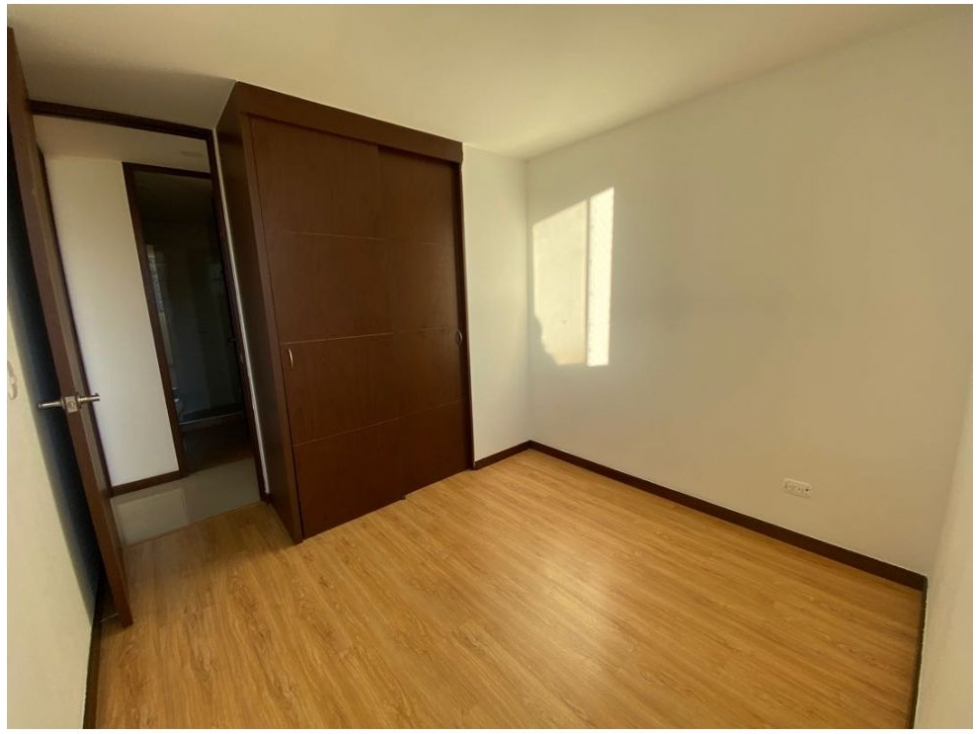 Apartamento en venta en Los Naranjos, Envigado · foto 7 de 15