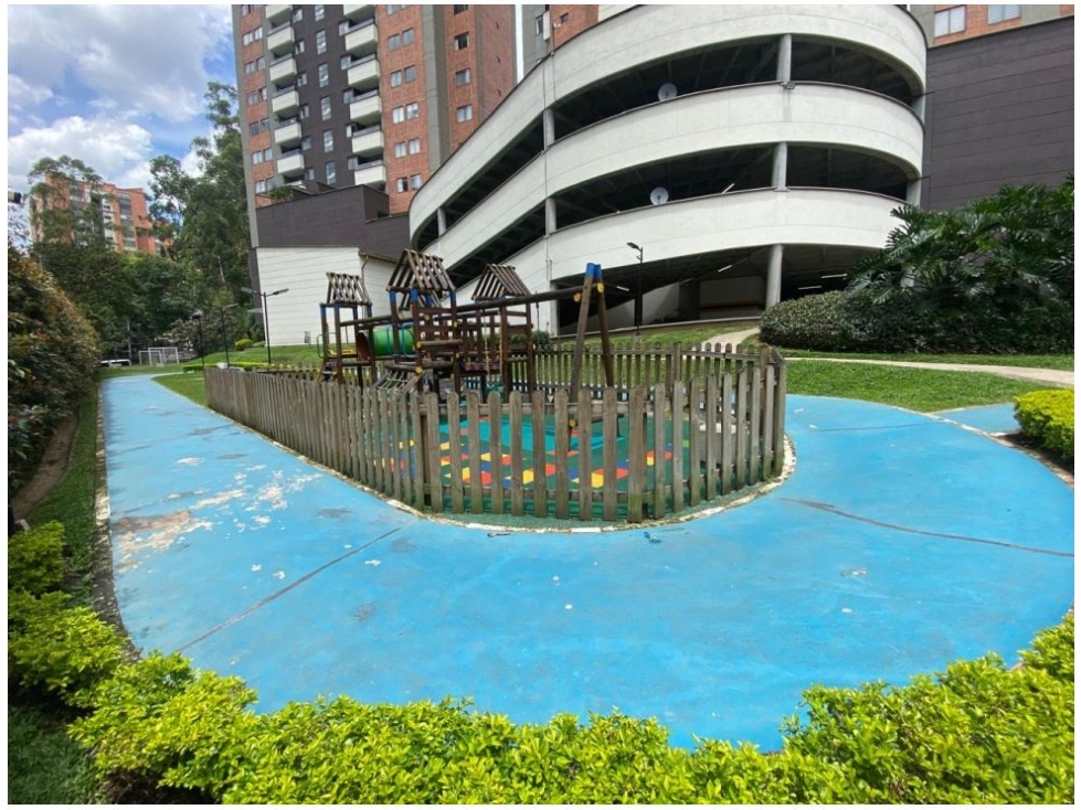 Apartamento en venta en Los Naranjos, Envigado · foto 11 de 15