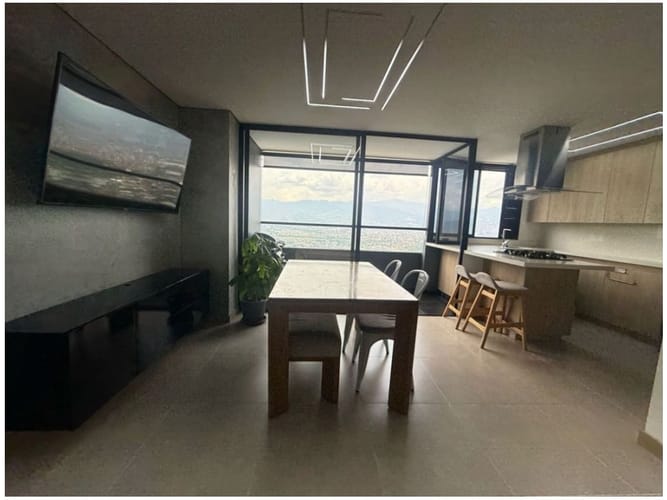 Apartamento en venta en El Poblado, Medellín · foto 5 de 24