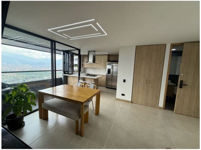 Apartamento en venta en El Poblado, Medellín · foto 11 de 24