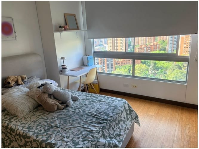 Apartamento en venta en El Poblado, Medellín · foto 3 de 12