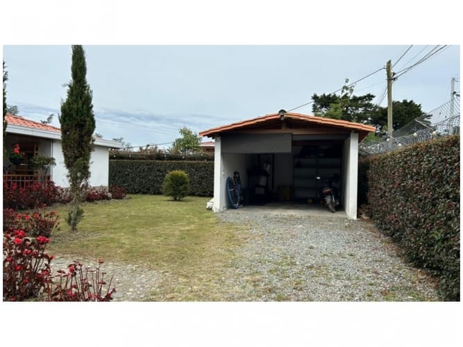 Finca en venta en Santa Elena, Medellín, 180 m² · foto 5 de 24