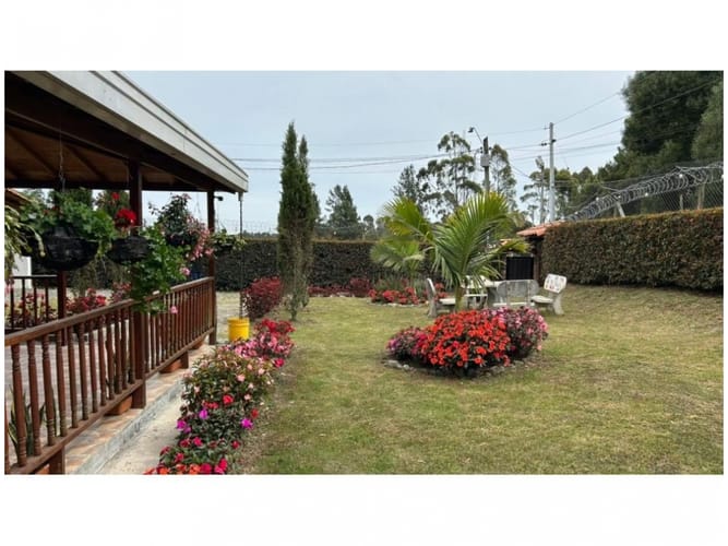 Finca en venta en Santa Elena, Medellín, 180 m² · foto 8 de 24