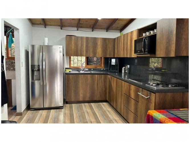 Finca en venta en Santa Elena, Medellín, 180 m² · foto 9 de 24