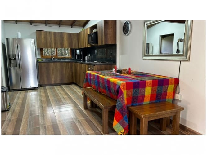 Finca en venta en Santa Elena, Medellín, 180 m² · foto 10 de 24