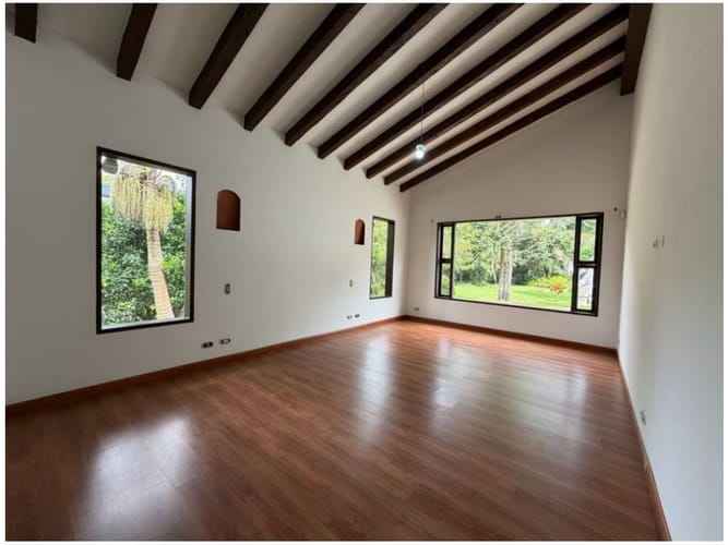 Casa de 2 alcobas en venta en El Porvenir, Rionegro, 335 m² · foto 10 de 20