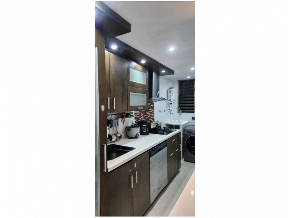 Apartamento en venta en Los Colores, Medellín · foto 5 de 24