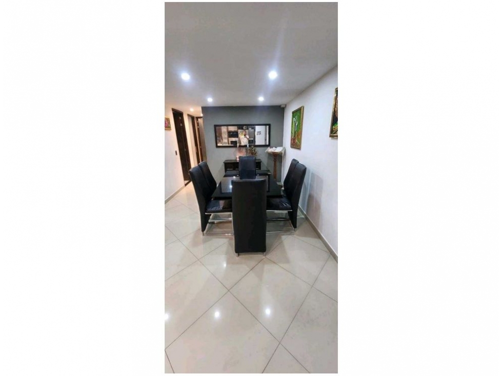 Apartamento en venta en Los Colores, Medellín · foto 11 de 24