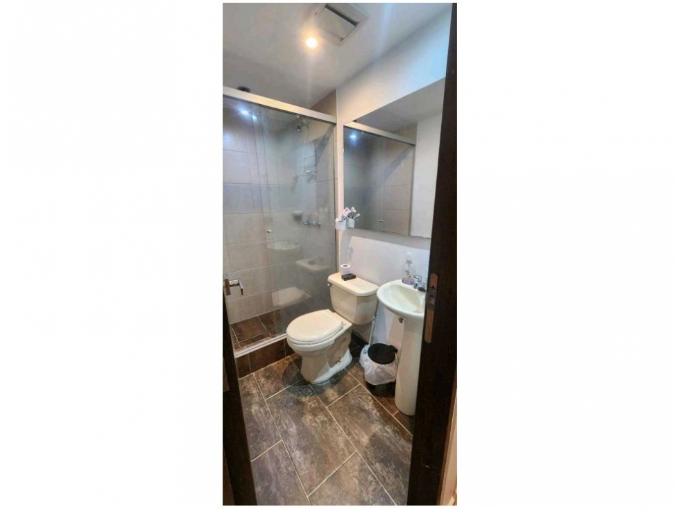 Apartamento en venta en Los Colores, Medellín · foto 14 de 24